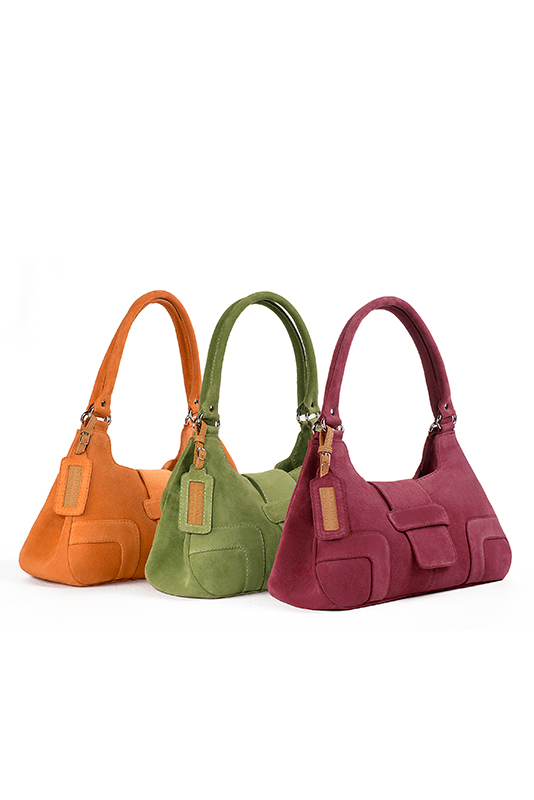Dress handbag in raspberry red leather - Worn view